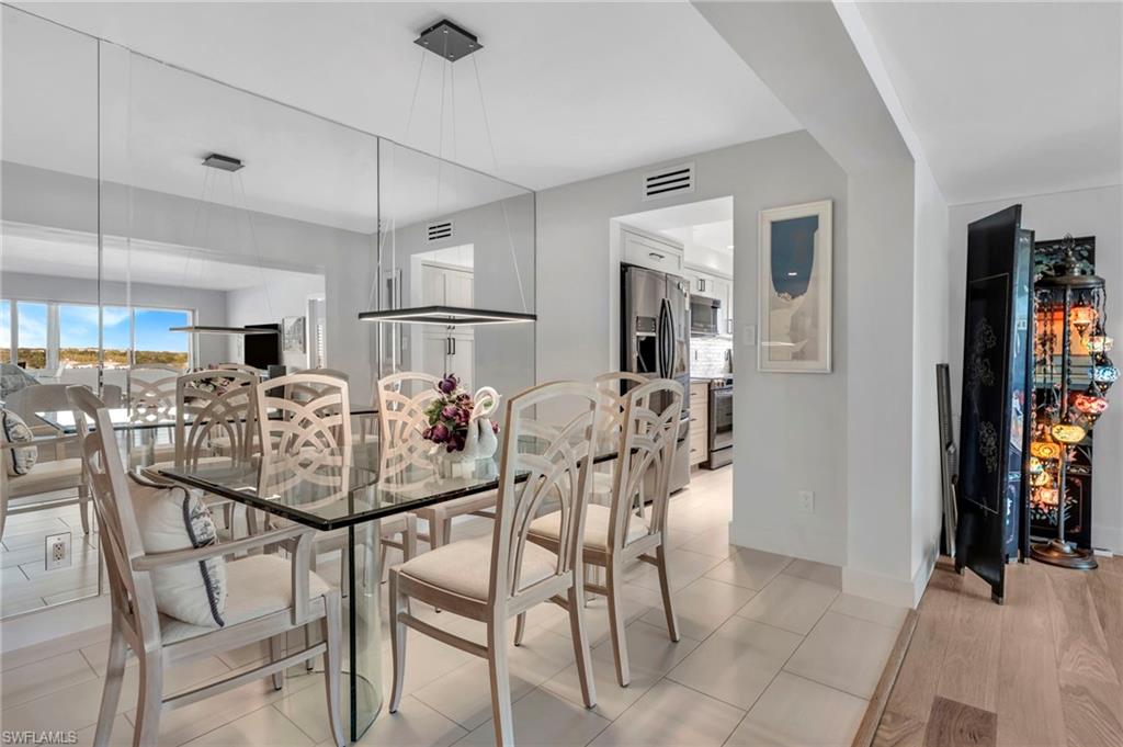 HARBORSIDE WEST - Residential