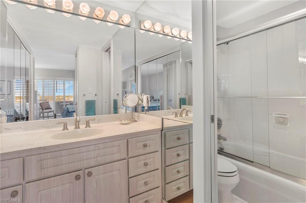 HARBORSIDE WEST - Residential