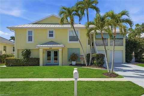 468 Capri CT MARCO ISLAND FL 34145