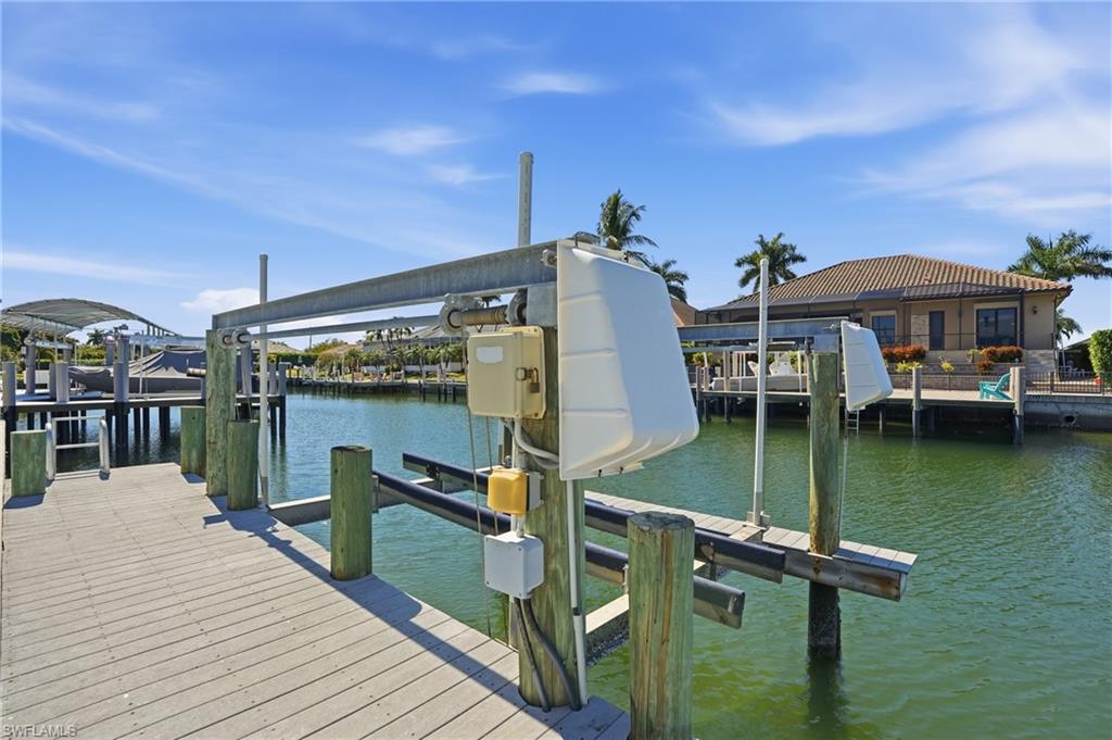 MARCO ISLAND - Residential