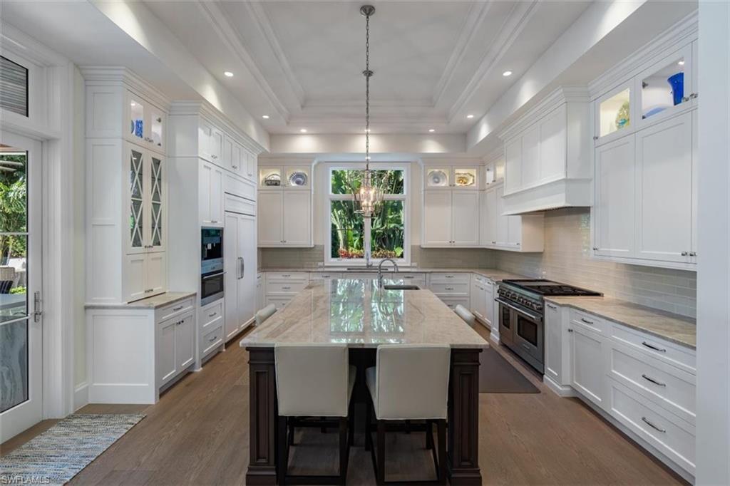 PELICAN BAY WOODS - Residential