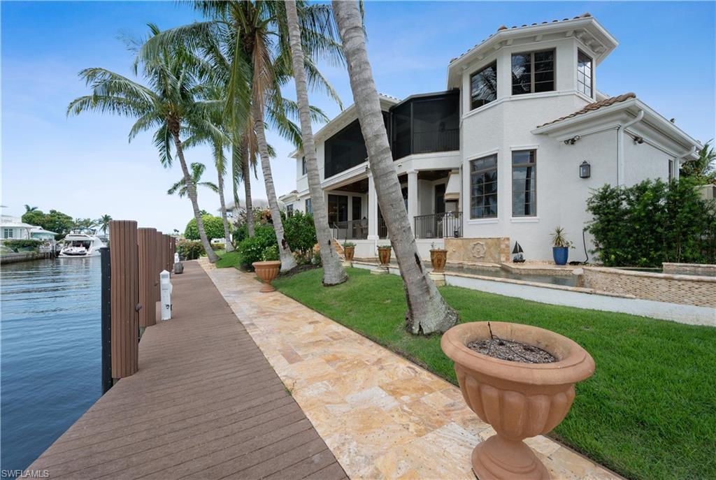 ROYAL HARBOR - Residential