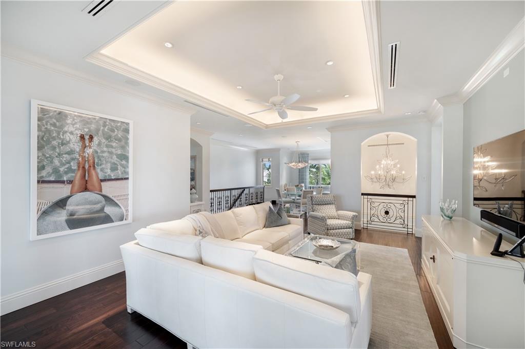 ROYAL HARBOR - Residential