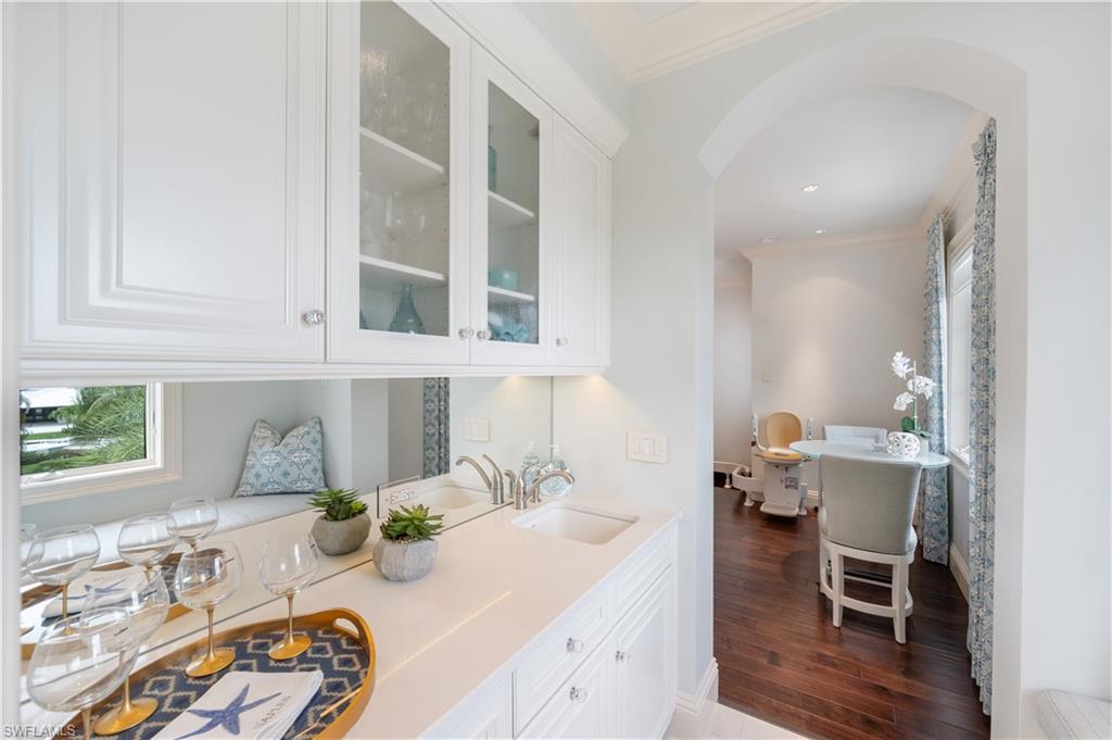 ROYAL HARBOR - Residential