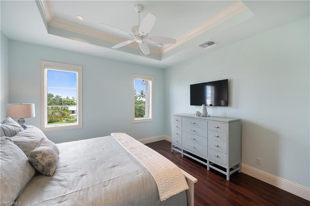 ROYAL HARBOR - Residential