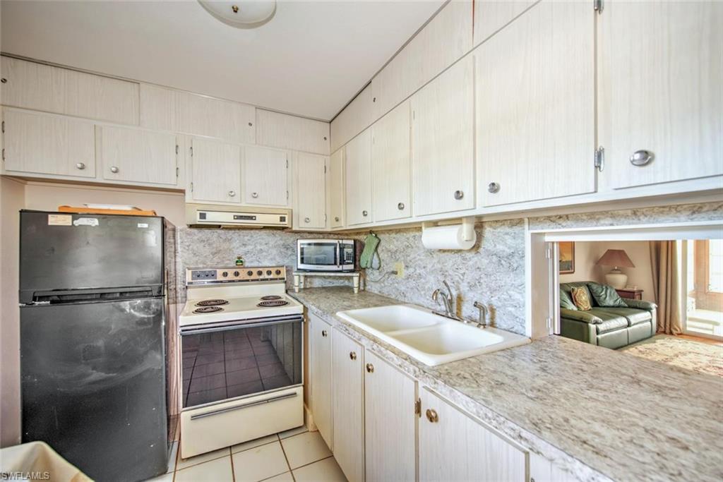 TROPIC TERRACE - Residential