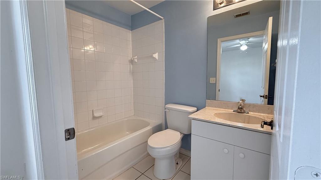 FOREST LAKE TOWNHOMES - Residential Lease