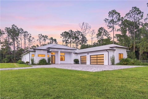 Photo of 98 10th ST NE, NAPLES, FL 34120 (MLS # 226034546)