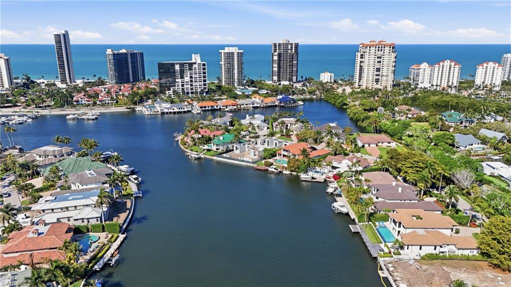 PARK SHORE - Residential