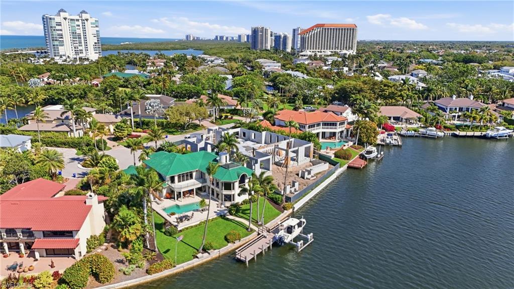 PARK SHORE - Residential