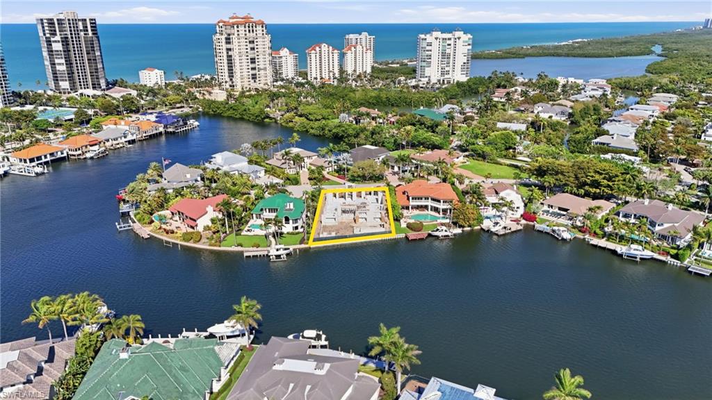 PARK SHORE - Residential