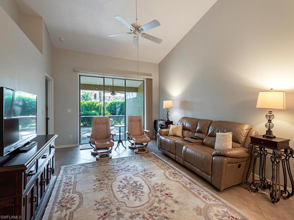 VILLAS AT GREENWOOD LAKE - Residential