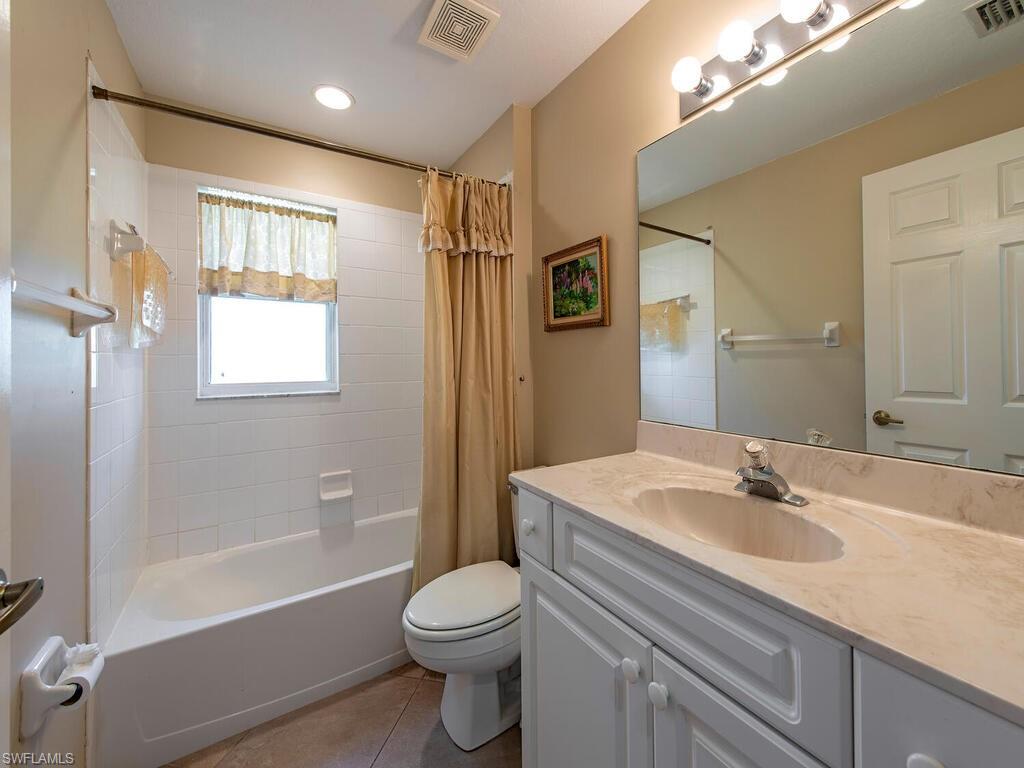 VILLAS AT GREENWOOD LAKE - Residential