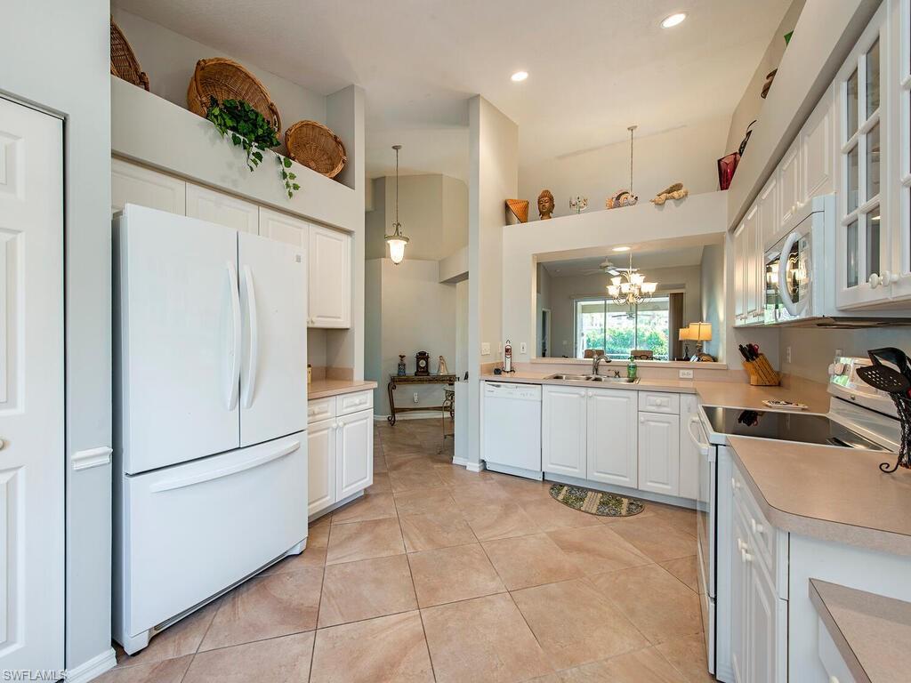 VILLAS AT GREENWOOD LAKE - Residential