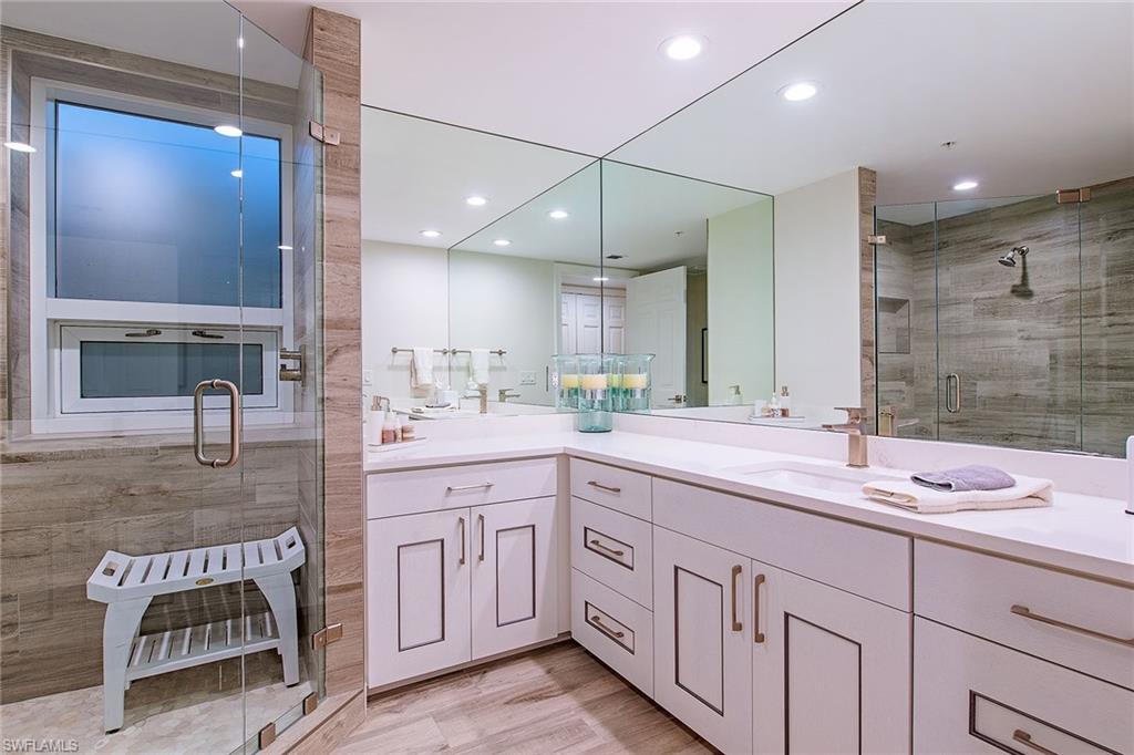 THE VANDERBILT - Residential