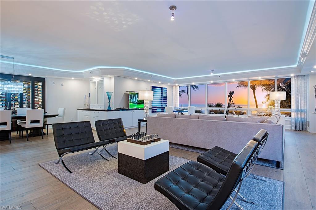 THE VANDERBILT - Residential