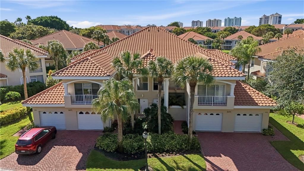Photo of 8471 Abbington CIR #1112, NAPLES, FL 34108 (MLS # 225079528)