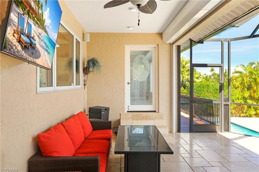 CAROLANDS - Residential