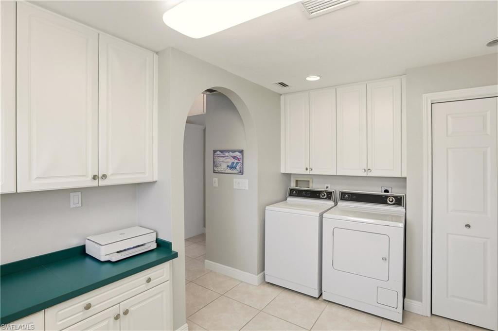 CAROLANDS - Residential