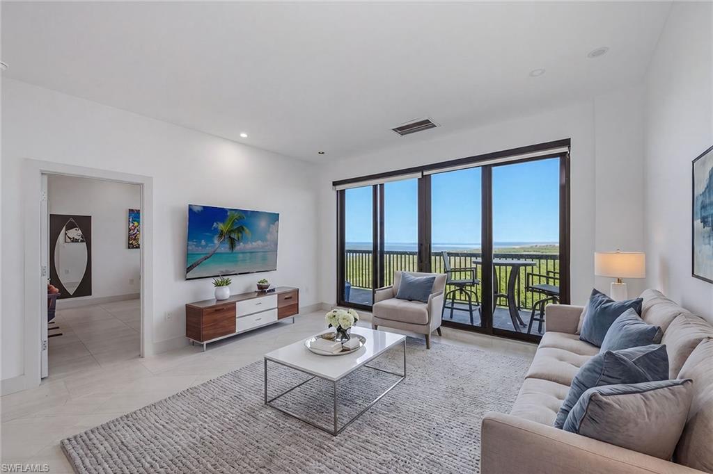 6075 Pelican Bay BLVD PHC