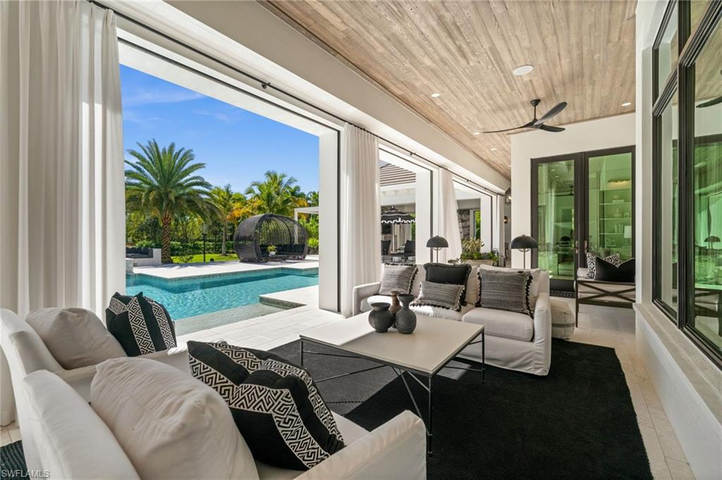 PINE RIDGE - Residential