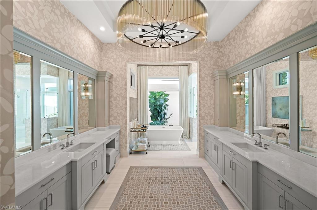 PINE RIDGE - Residential