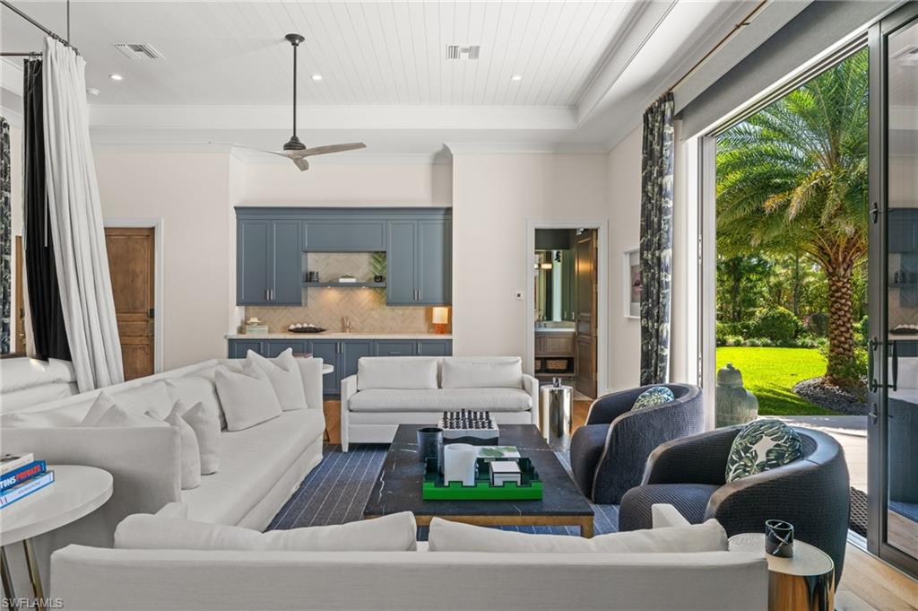 PINE RIDGE - Residential