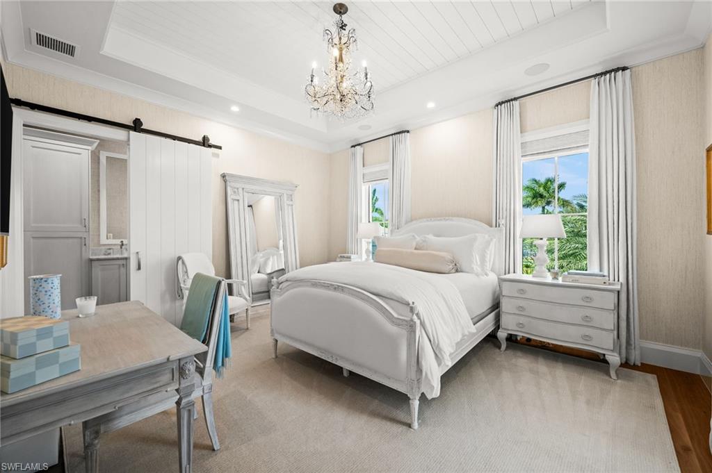 PINE RIDGE - Residential