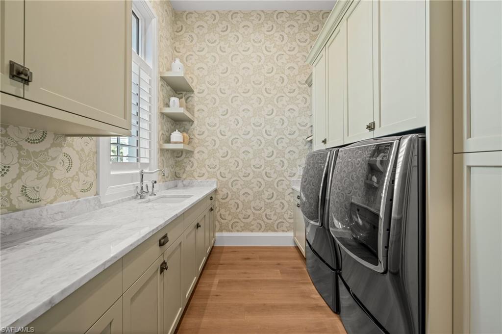 PINE RIDGE - Residential