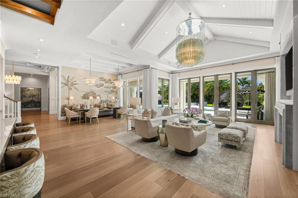 PINE RIDGE - Residential