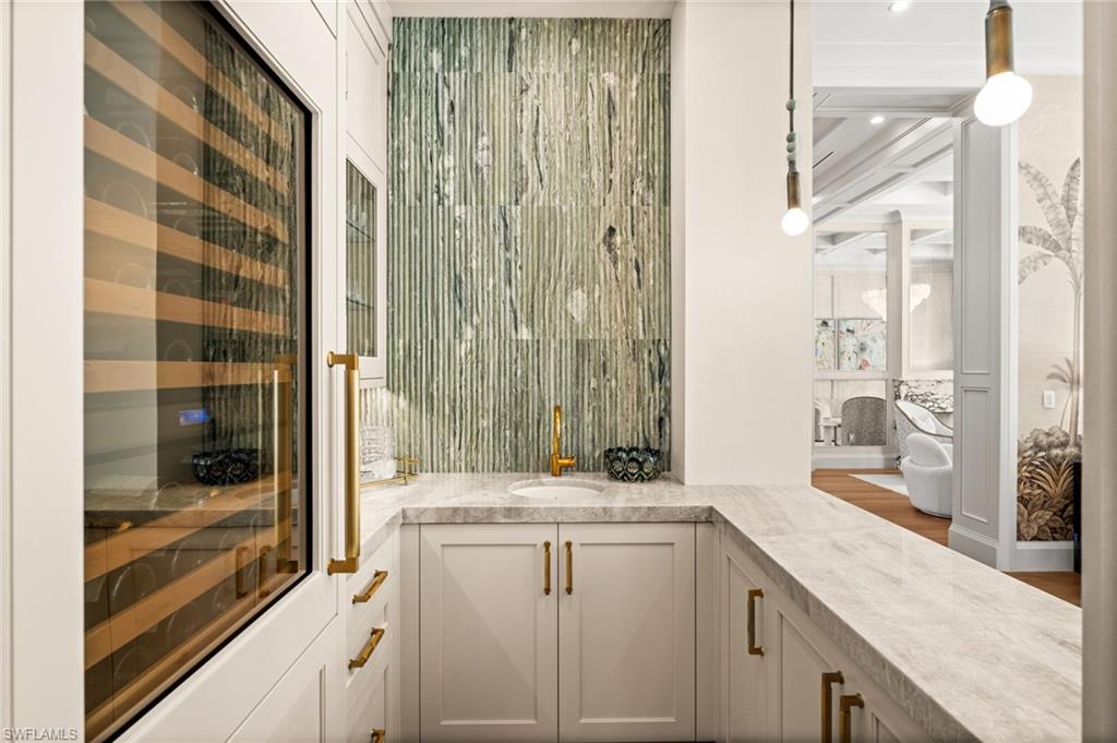 PINE RIDGE - Residential