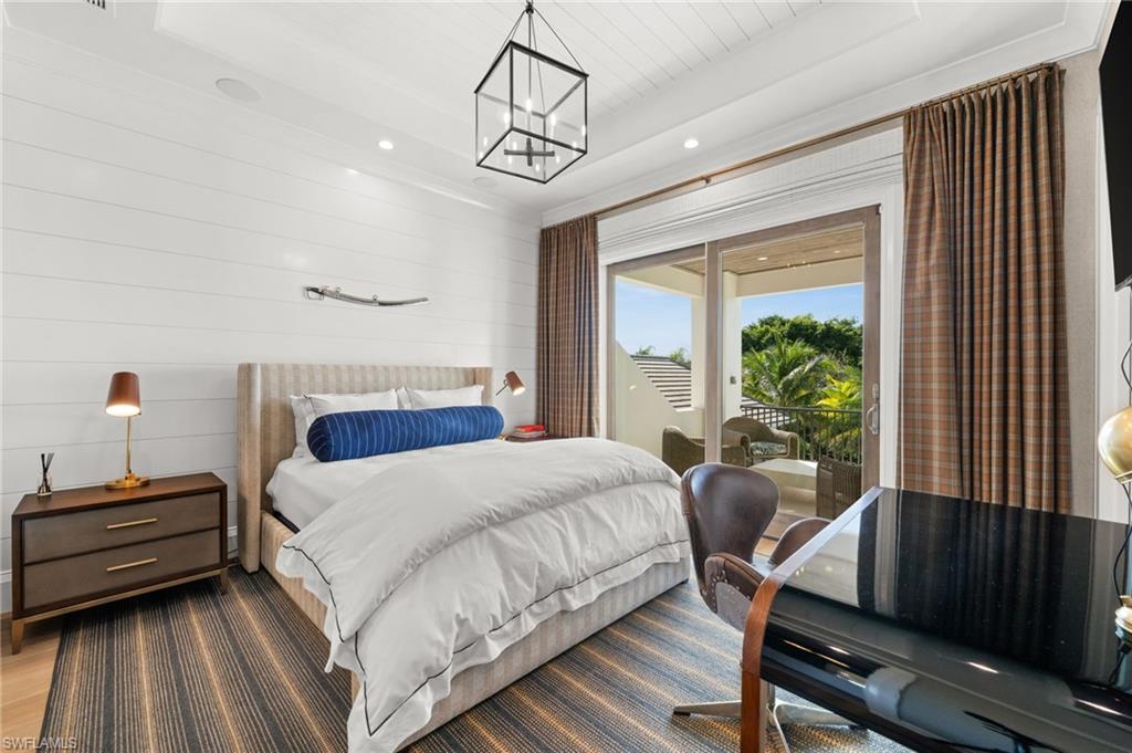 PINE RIDGE - Residential