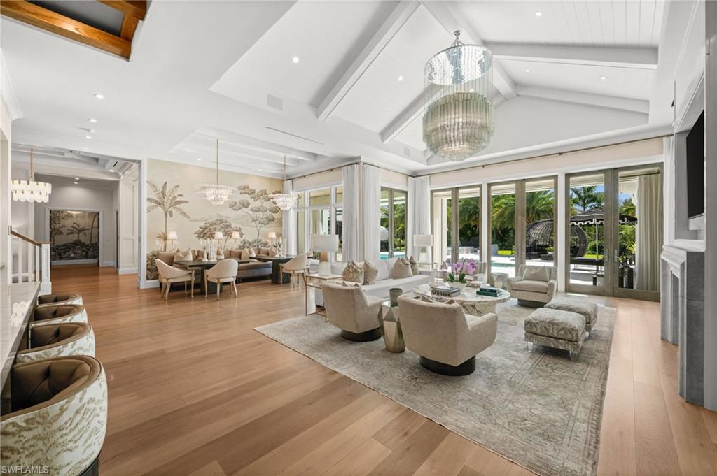 PINE RIDGE - Residential