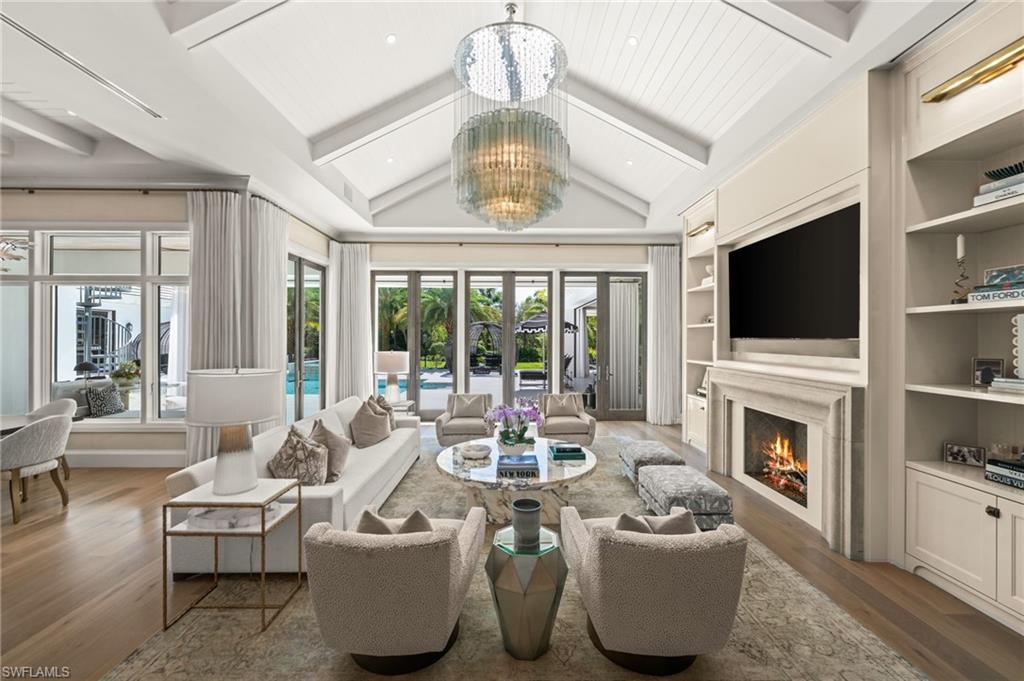 PINE RIDGE - Residential