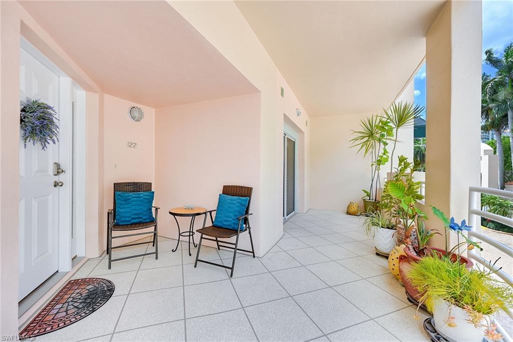 TROPICS - Residential Lease