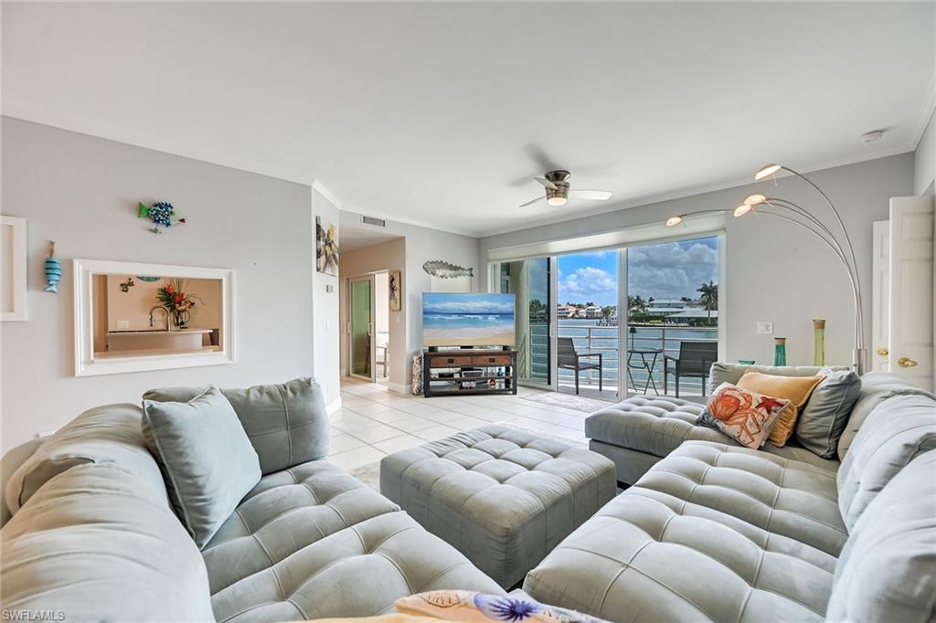 TROPICS - Residential Lease