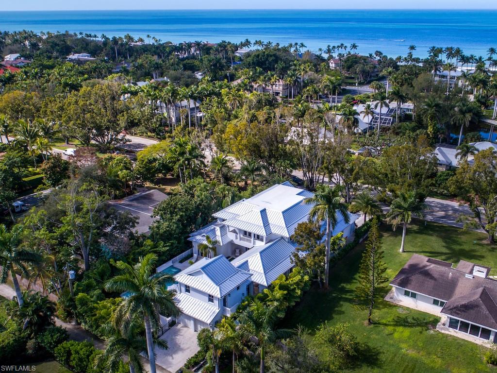 AQUALANE SHORES - Residential