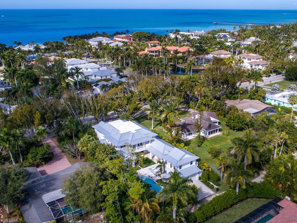 AQUALANE SHORES - Residential