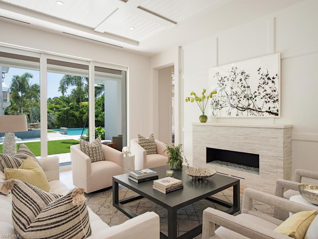 AQUALANE SHORES - Residential