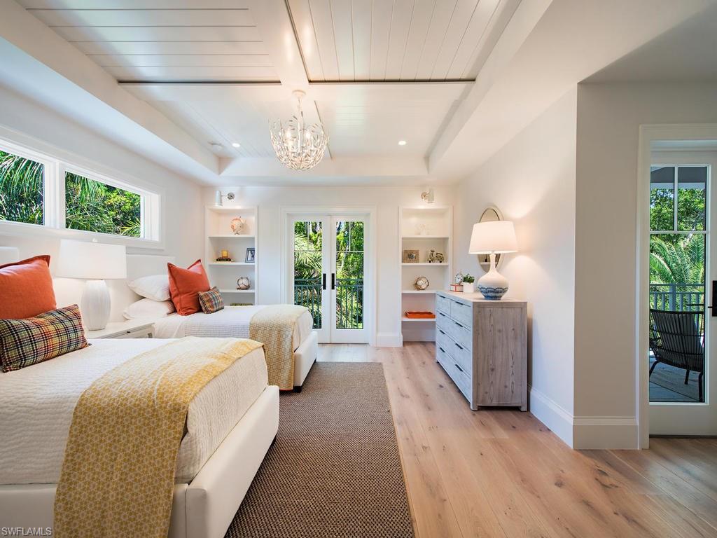 AQUALANE SHORES - Residential