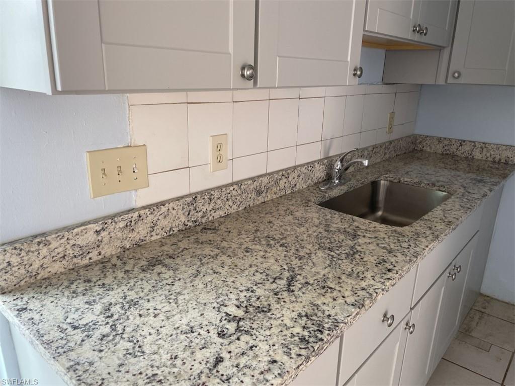 PINE MANOR - Residential