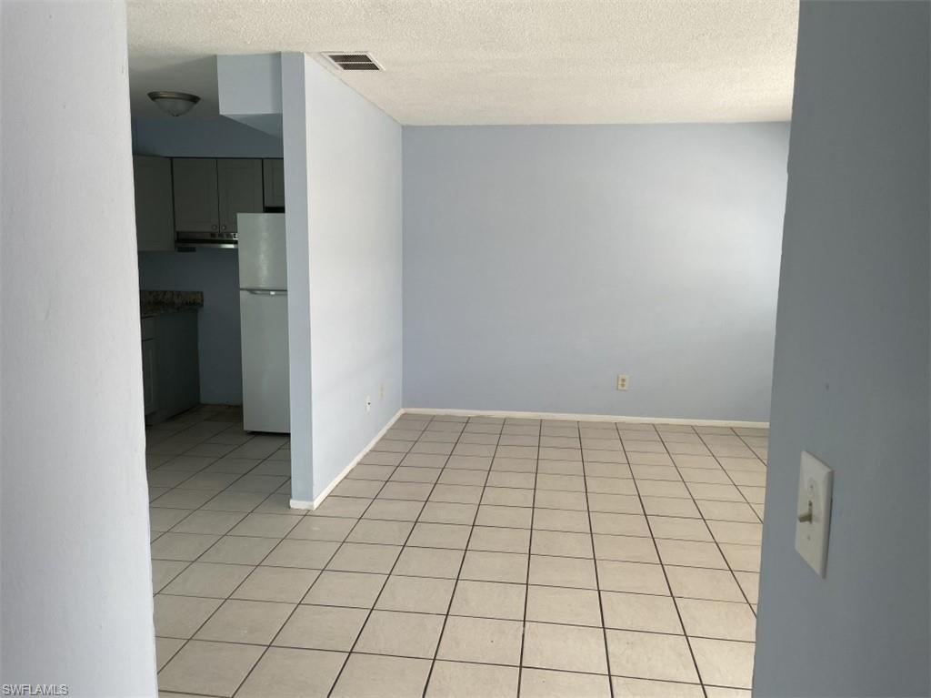 PINE MANOR - Residential