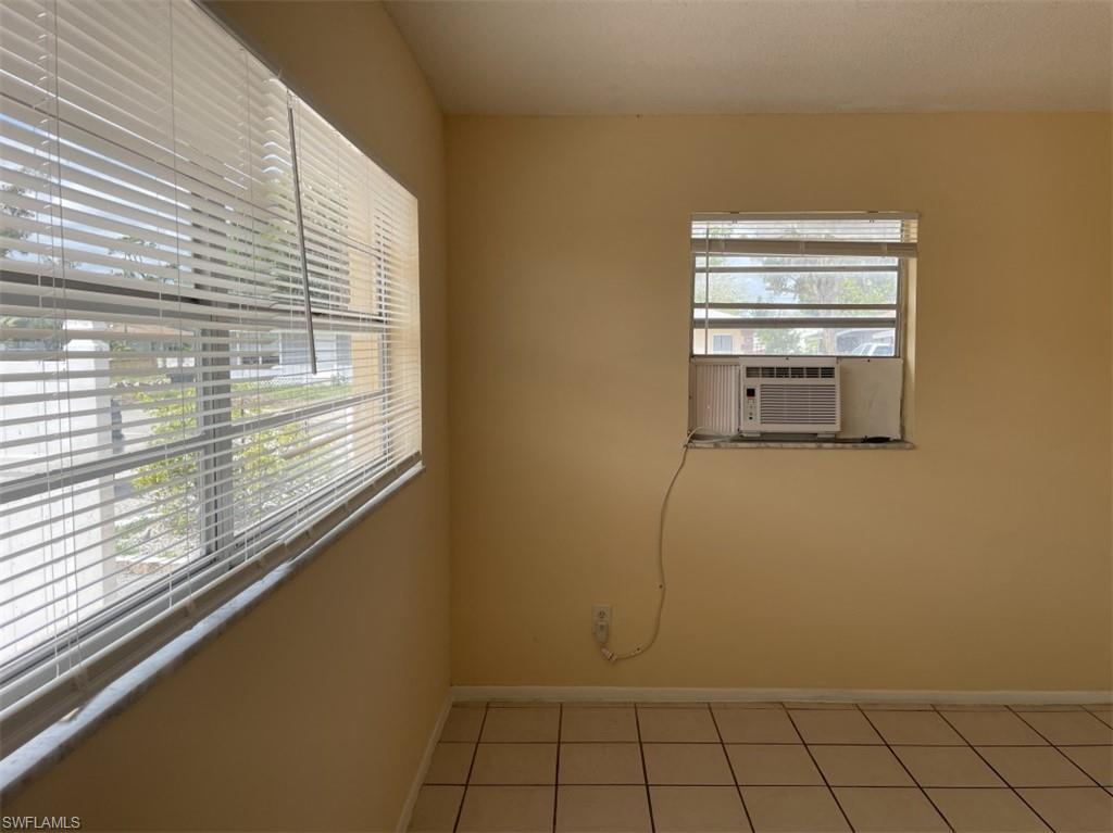 PINE MANOR - Residential