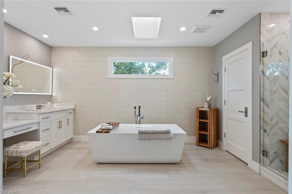 PORT ROYAL - Residential Lease