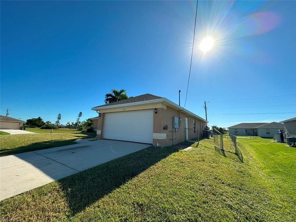 CAPE CORAL - Residential