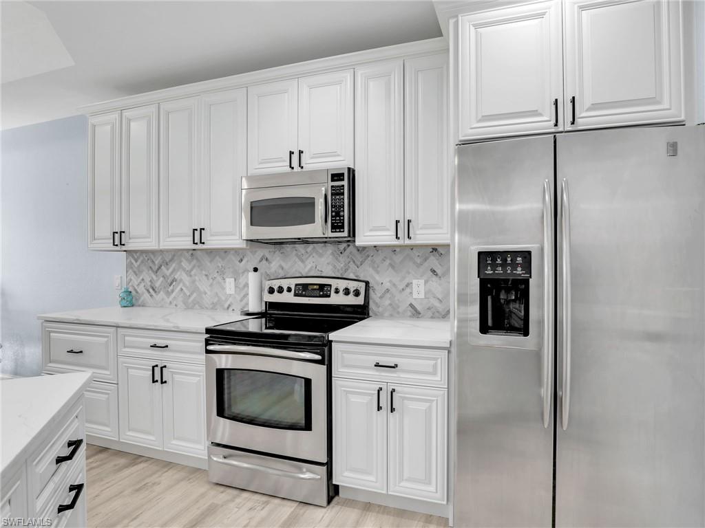 SAIL HARBOUR - Residential