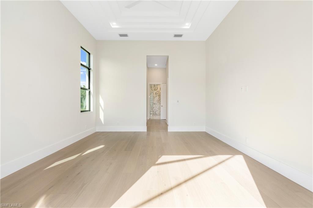 CAYMAS - Residential Lease