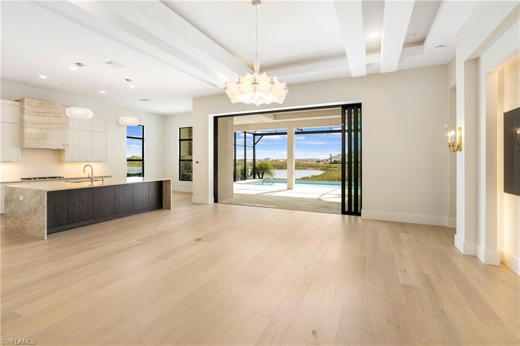 CAYMAS - Residential Lease