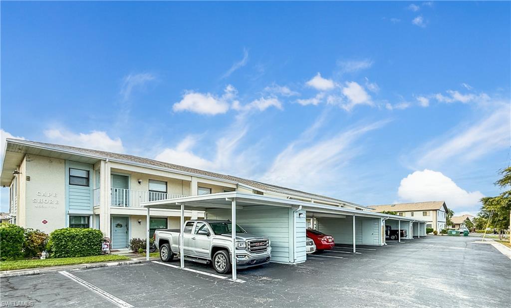 CAPE SHORE CONDOMINIUM - Residential