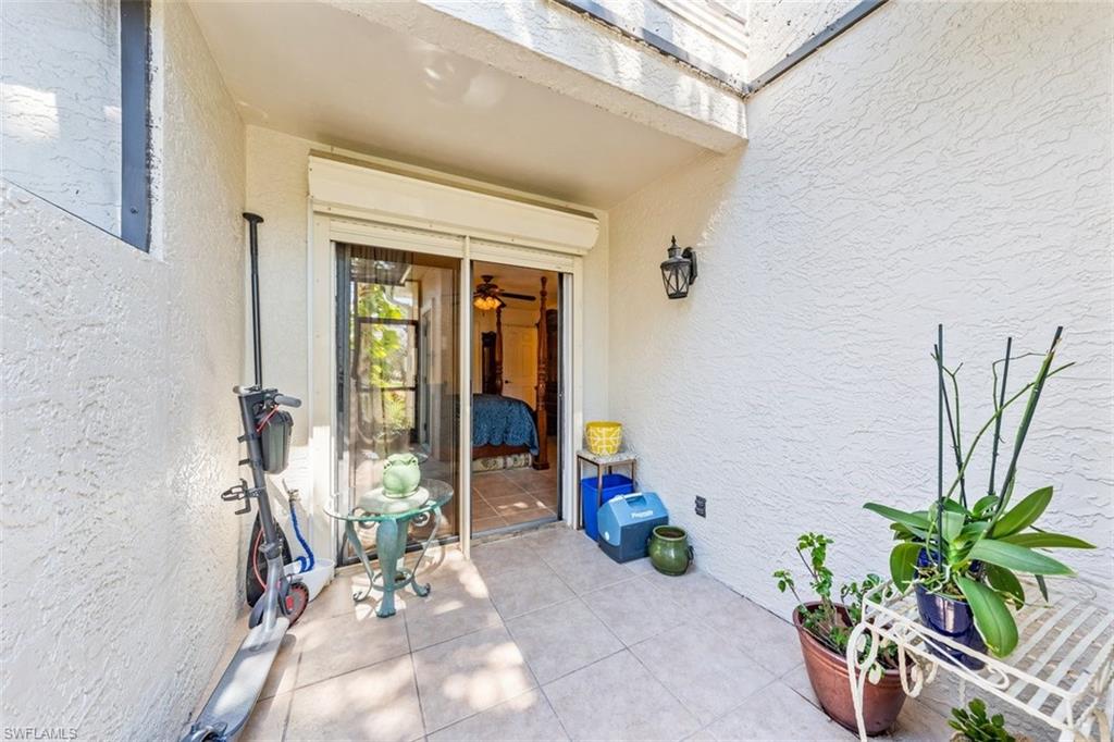 EMERALD WOODS - Residential